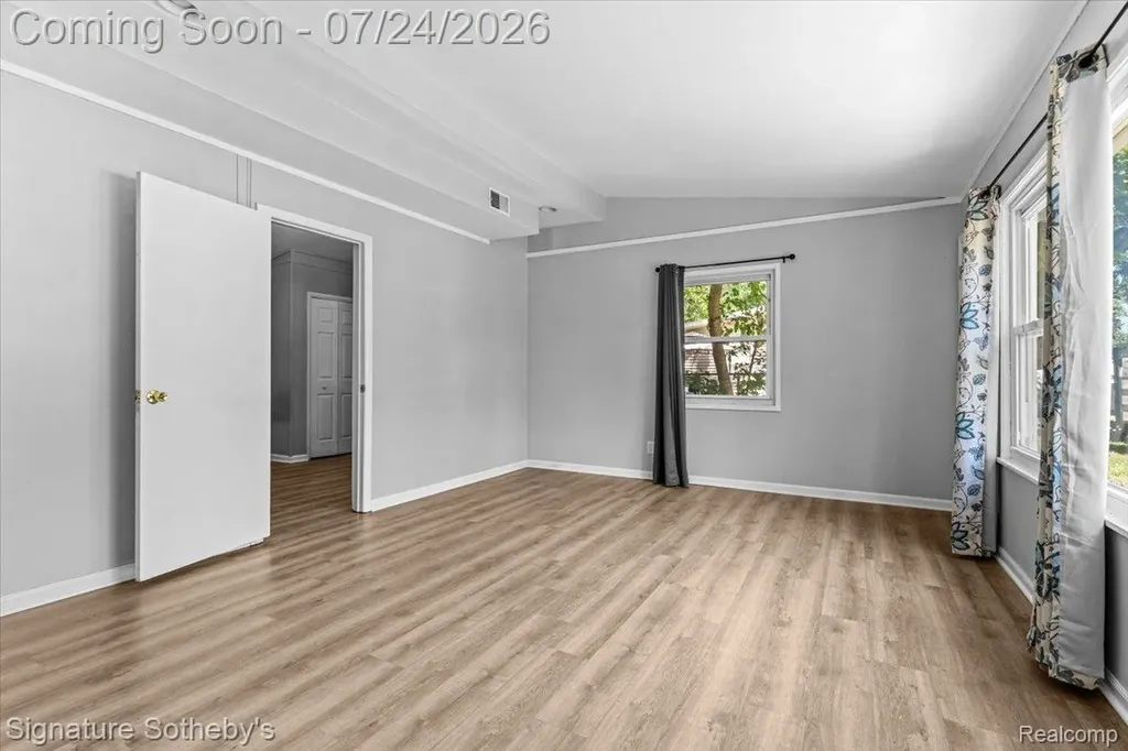6280 Beth Green Oak Township MI 48116