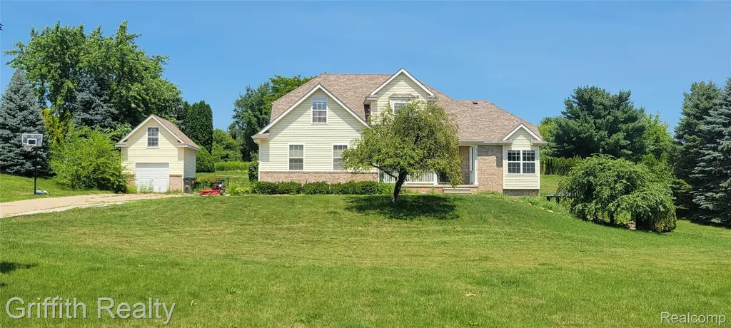 7055 Augustine Court Deerfield Township MI 48430