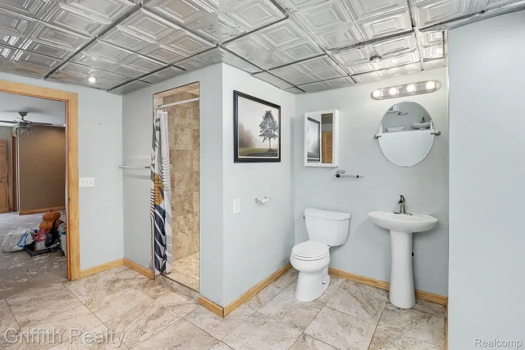 7055 Augustine Court Deerfield Township MI 48430
