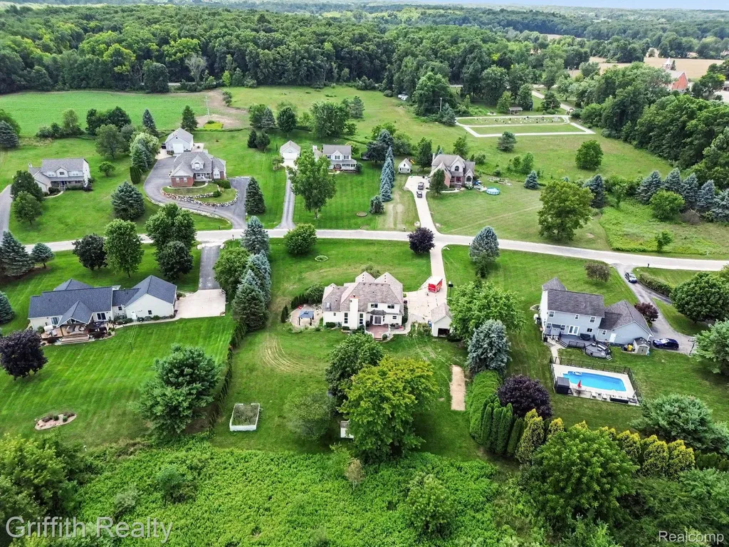 7055 Augustine Court Deerfield Township MI 48430