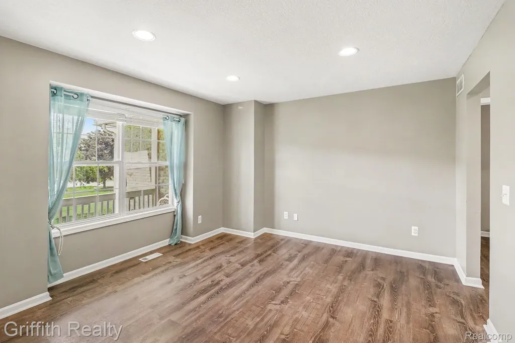 7055 Augustine Court Deerfield Township MI 48430