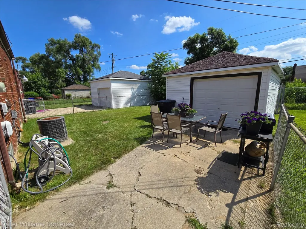 15860 Sorrento Street Detroit City MI 48227