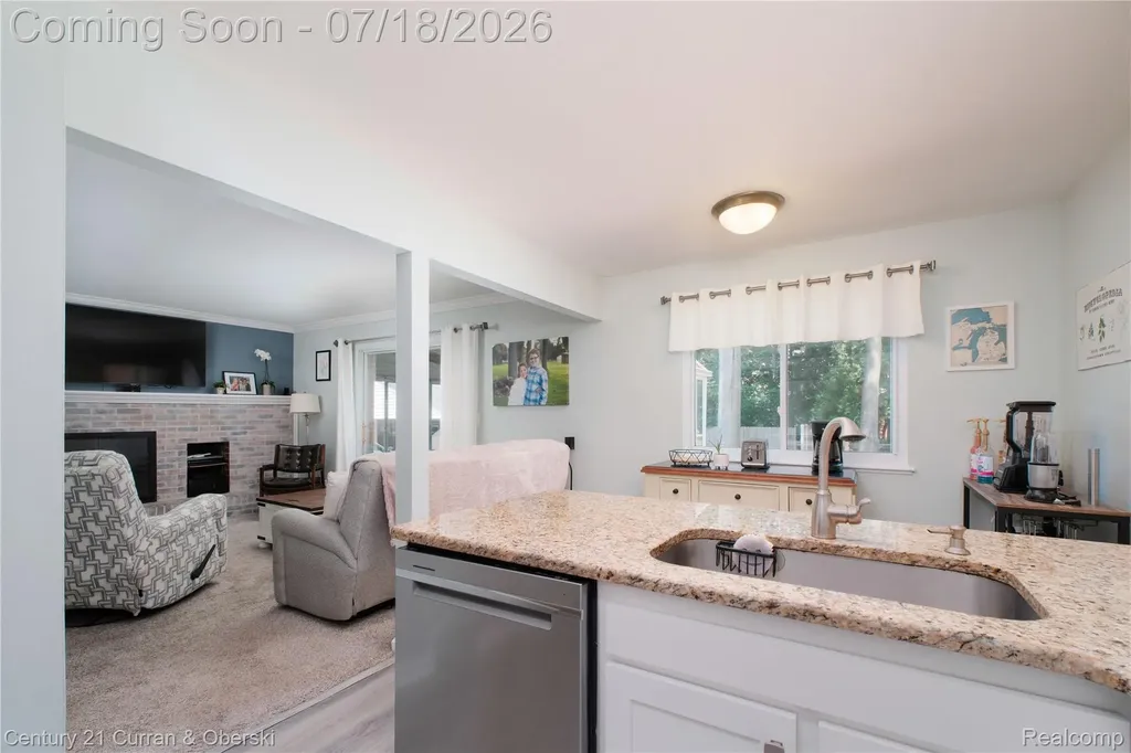 309 Amelia Avenue Royal Oak City MI 48073