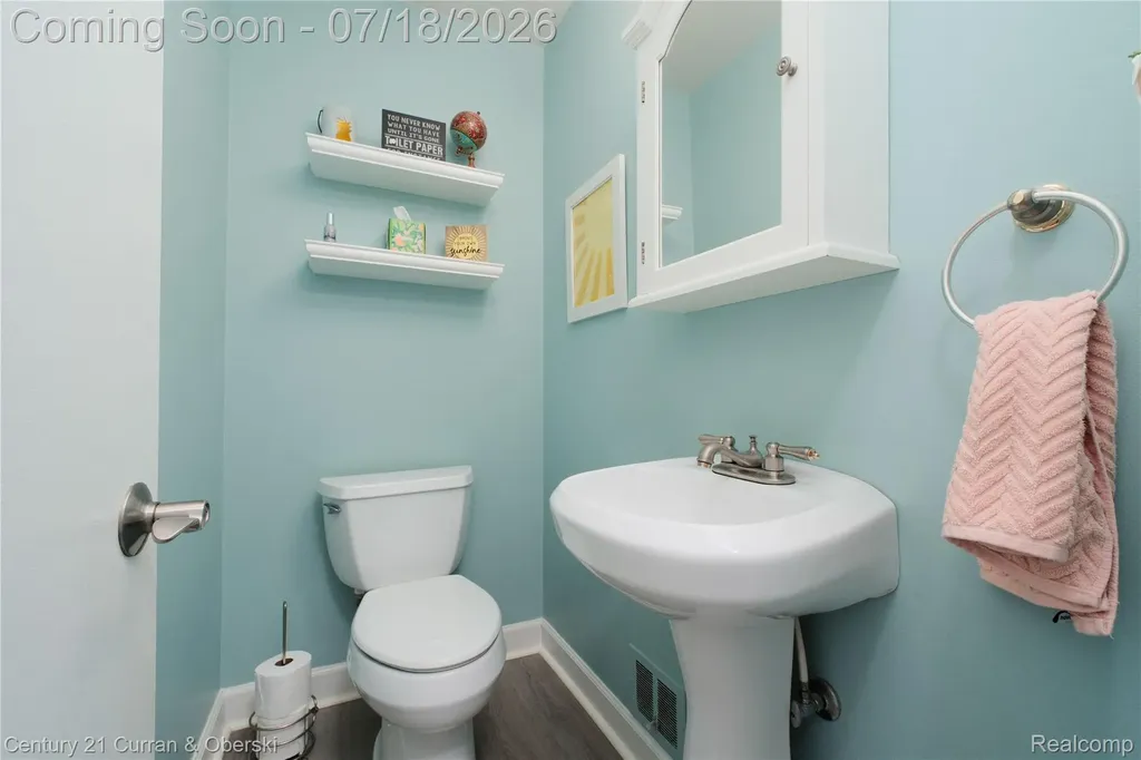 309 Amelia Avenue Royal Oak City MI 48073