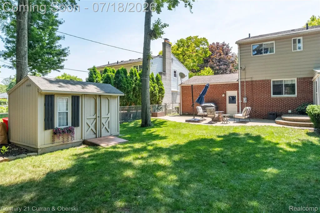 309 Amelia Avenue Royal Oak City MI 48073
