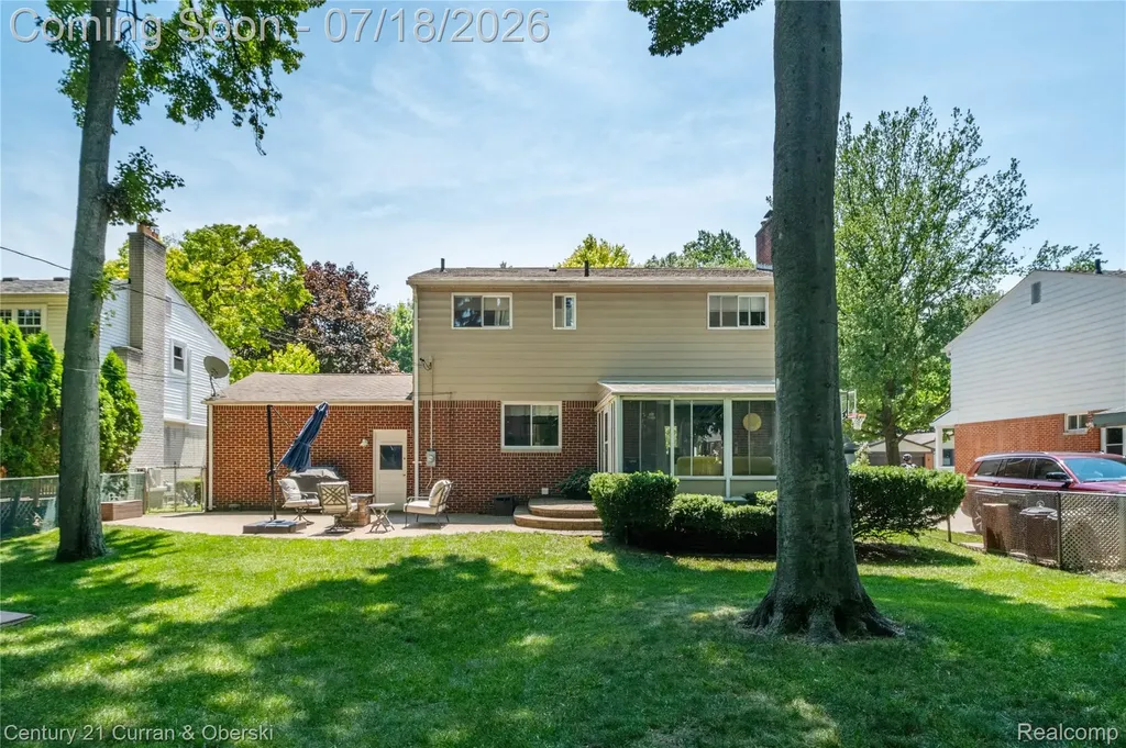 309 Amelia Avenue Royal Oak City MI 48073