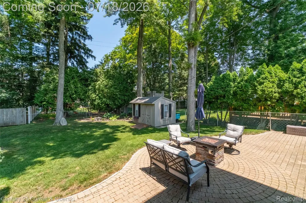 309 Amelia Avenue Royal Oak City MI 48073