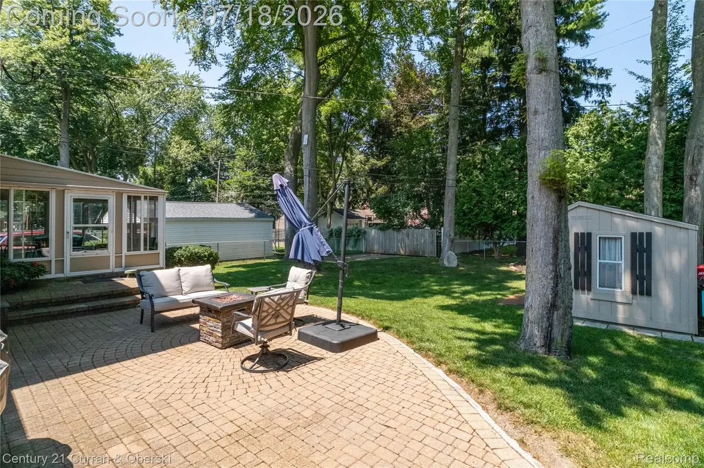 309 Amelia Avenue Royal Oak City MI 48073