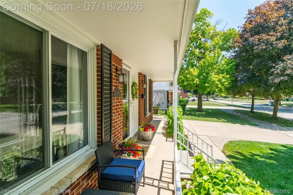 309 Amelia Avenue Royal Oak City MI 48073