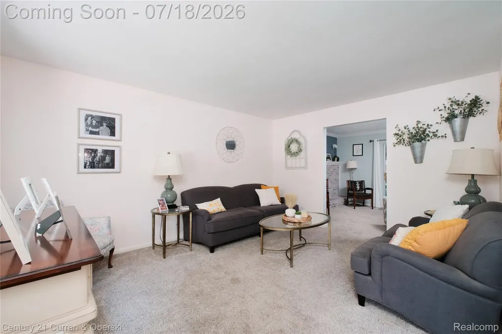 309 Amelia Avenue Royal Oak City MI 48073