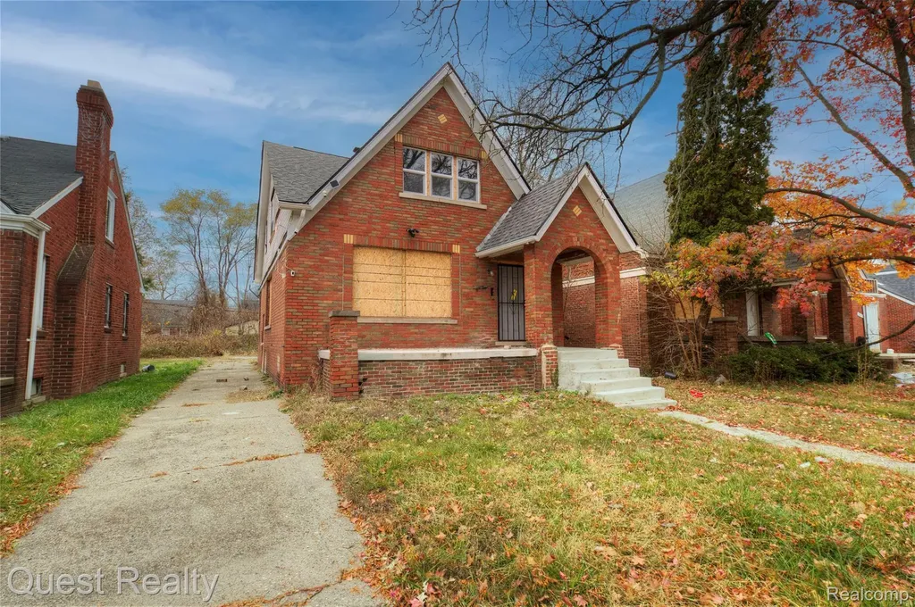 18659 Goulburn Street Detroit City MI 48205