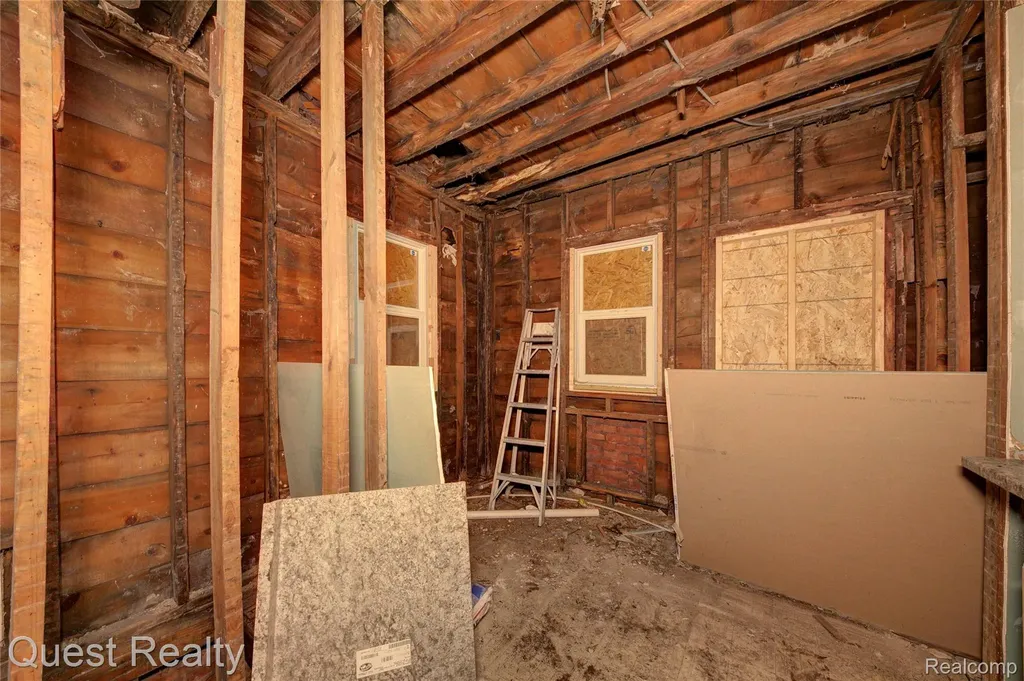 18659 Goulburn Street Detroit City MI 48205