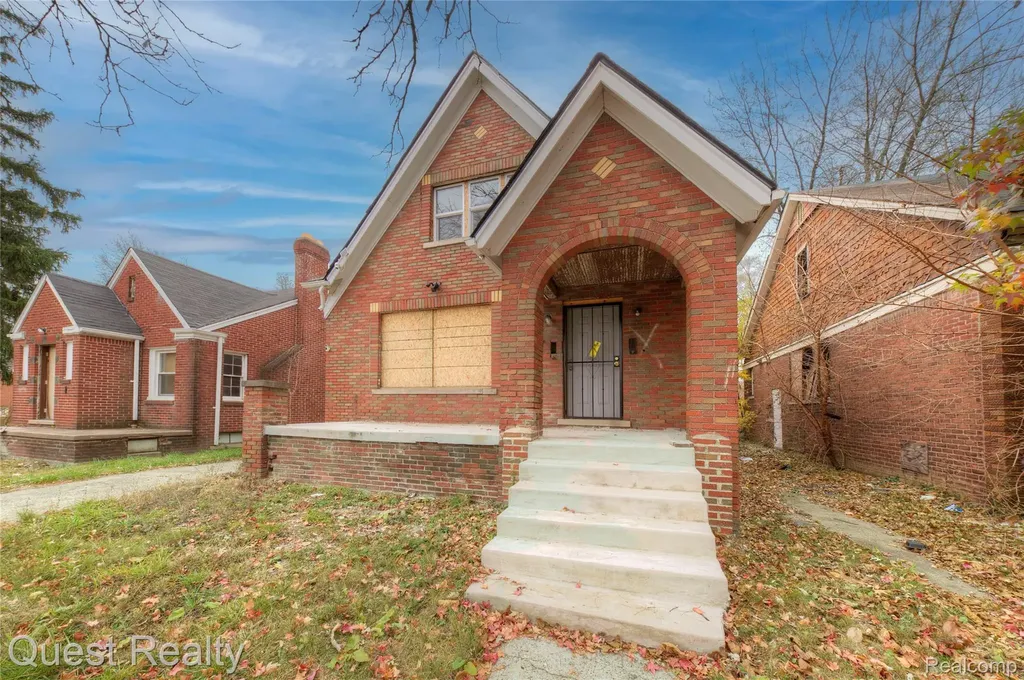 18659 Goulburn Street Detroit City MI 48205