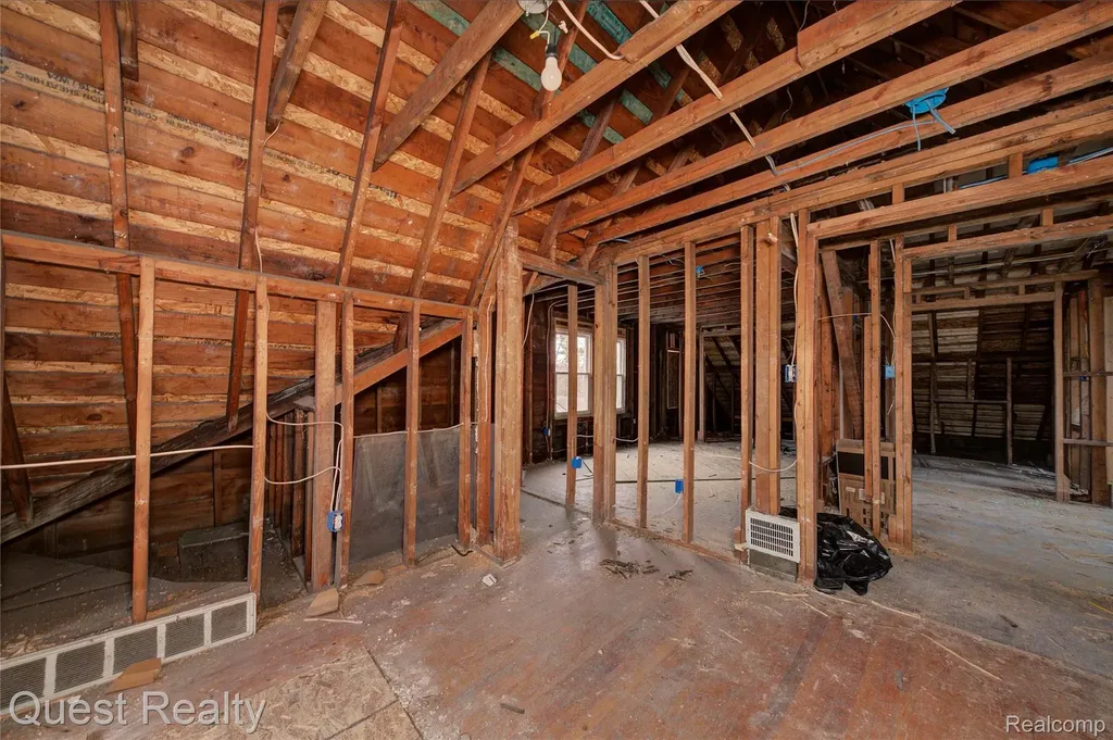 18659 Goulburn Street Detroit City MI 48205