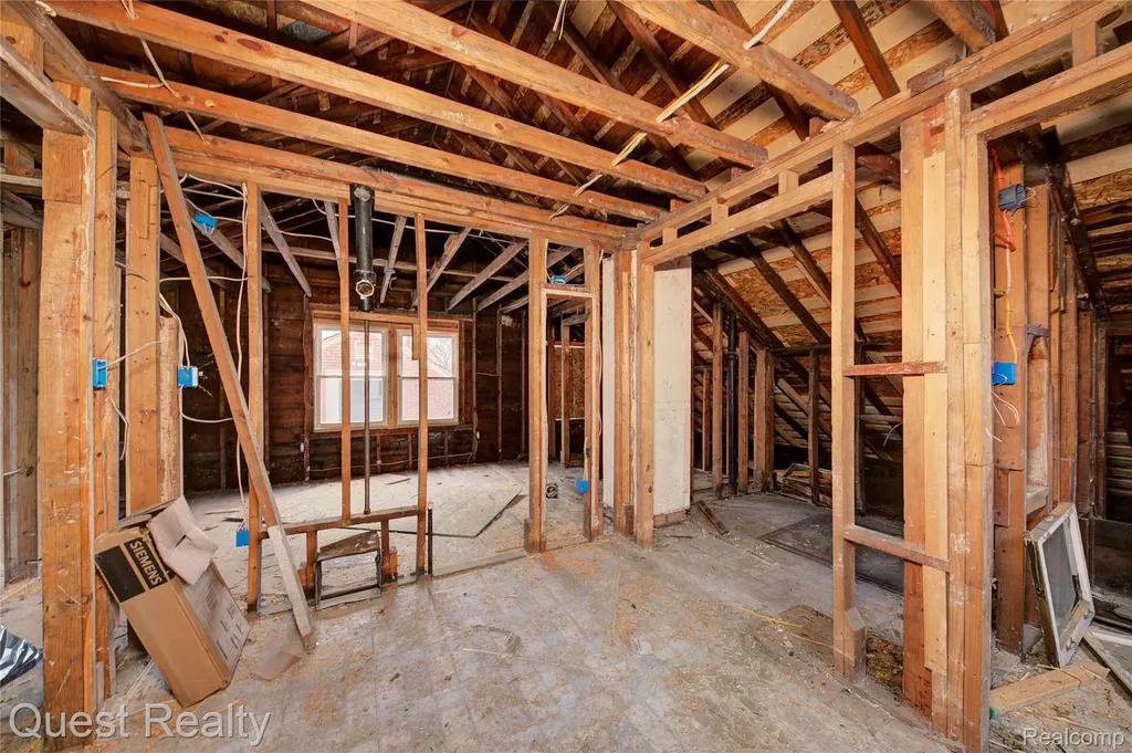 18659 Goulburn Street Detroit City MI 48205