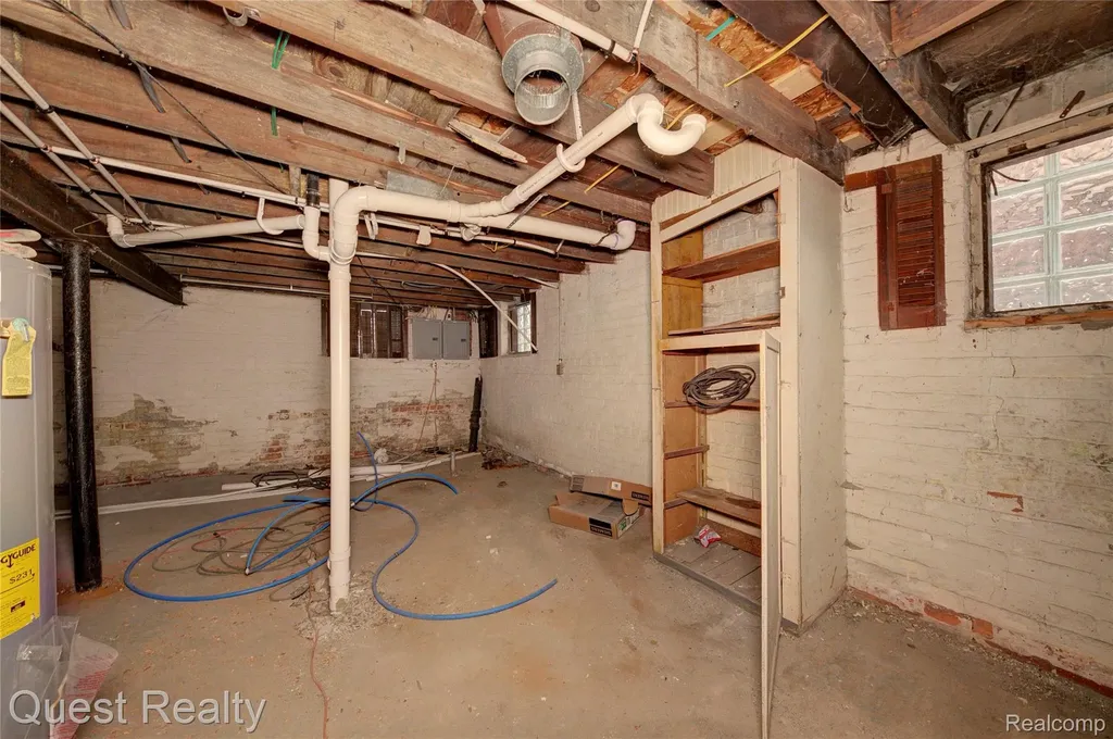 18659 Goulburn Street Detroit City MI 48205