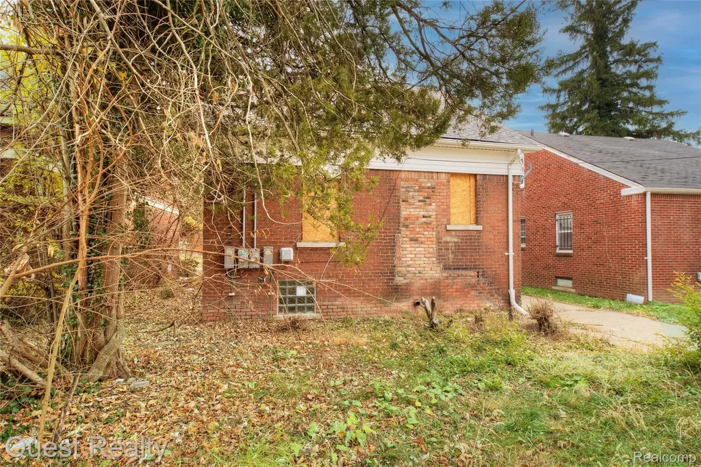18659 Goulburn Street Detroit City MI 48205