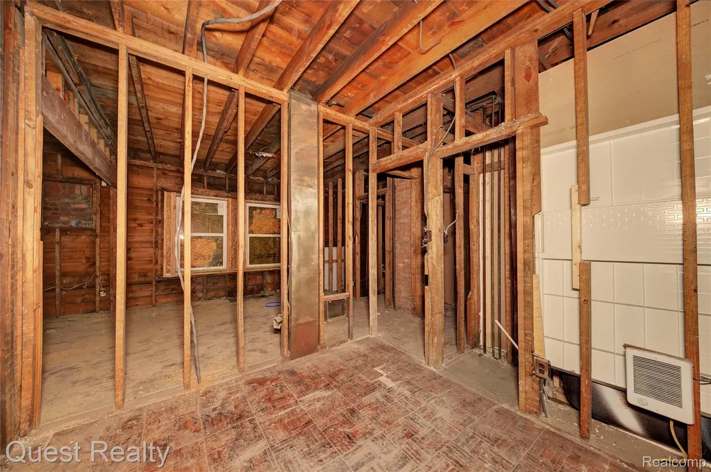 18659 Goulburn Street Detroit City MI 48205