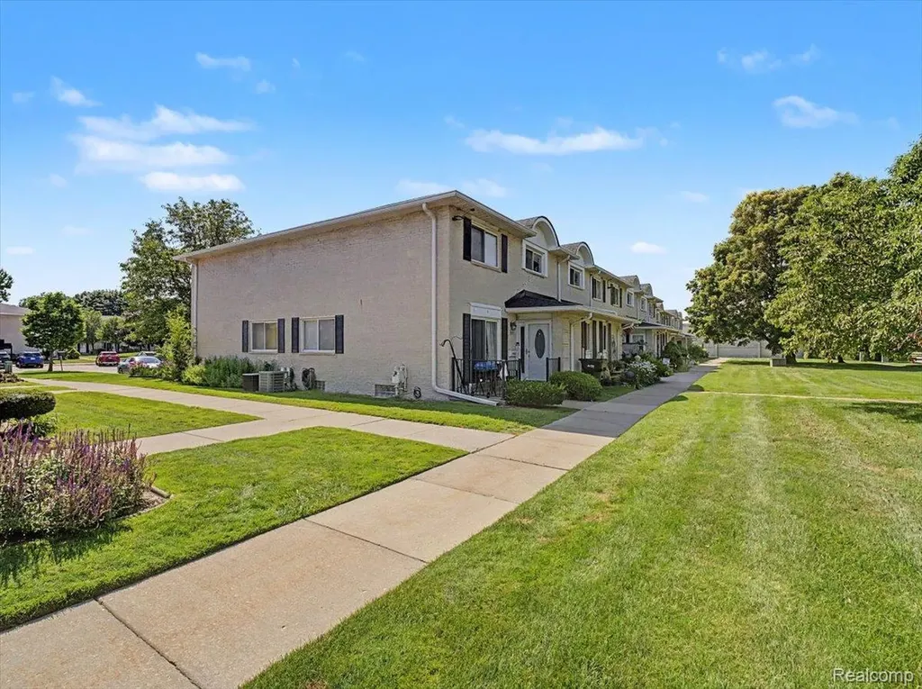 41957 Utica Road Sterling Heights City MI 48313