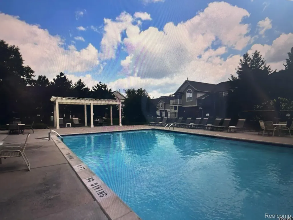 15269 Yale Drive Clinton Charter Township MI 48038