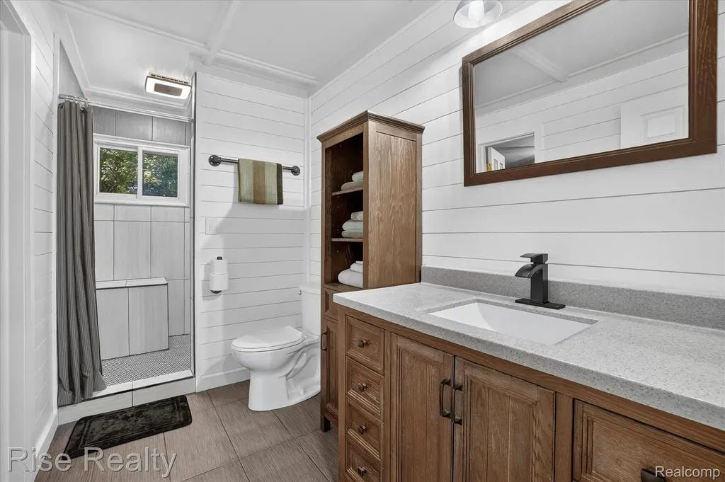 4338 S Duffield Road Clayton Charter Township MI 48449