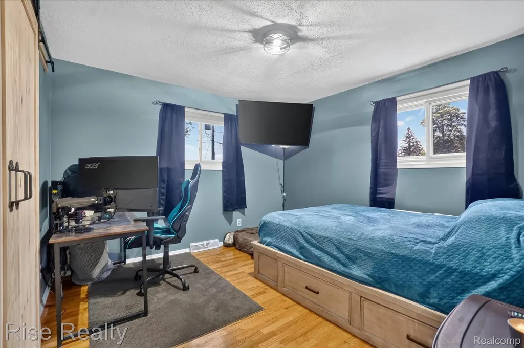 4338 S Duffield Road Clayton Charter Township MI 48449
