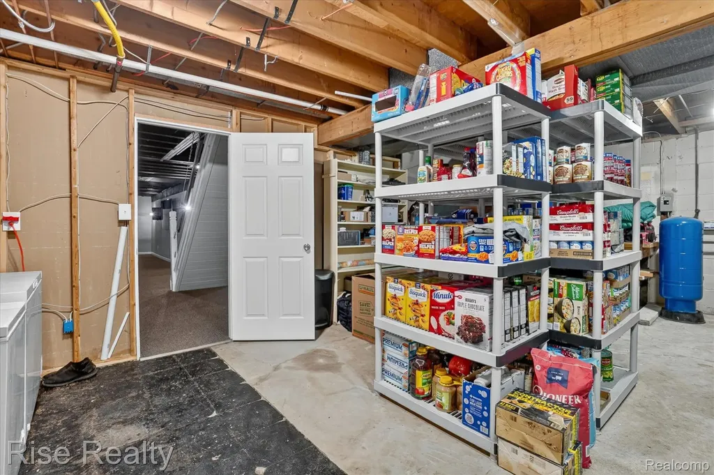 4338 S Duffield Road Clayton Charter Township MI 48449