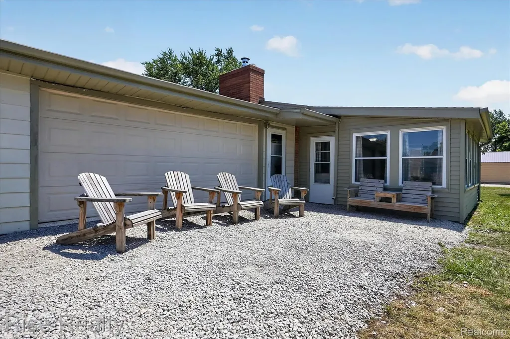 4338 S Duffield Road Clayton Charter Township MI 48449