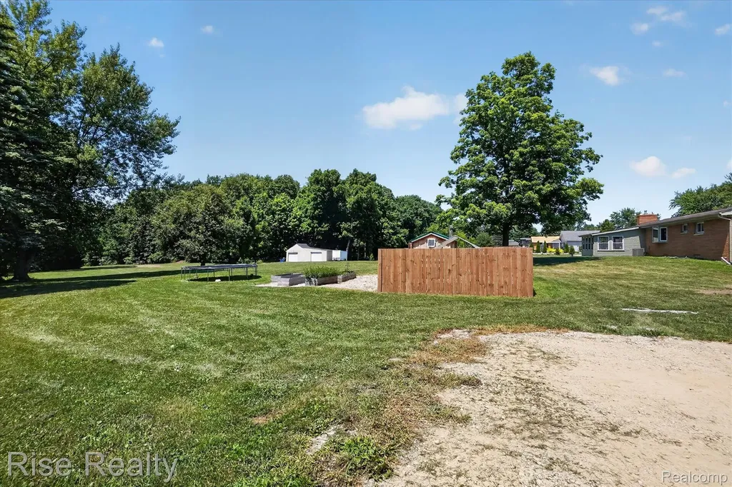 4338 S Duffield Road Clayton Charter Township MI 48449