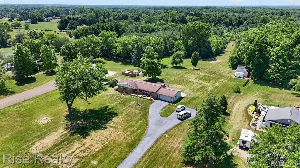 4338 S Duffield Road Clayton Charter Township MI 48449
