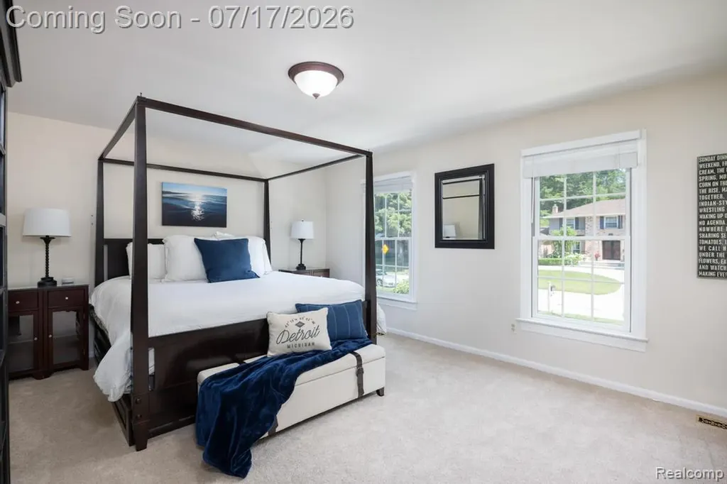 1648 Kilburn Road N Rochester Hills City MI 48306