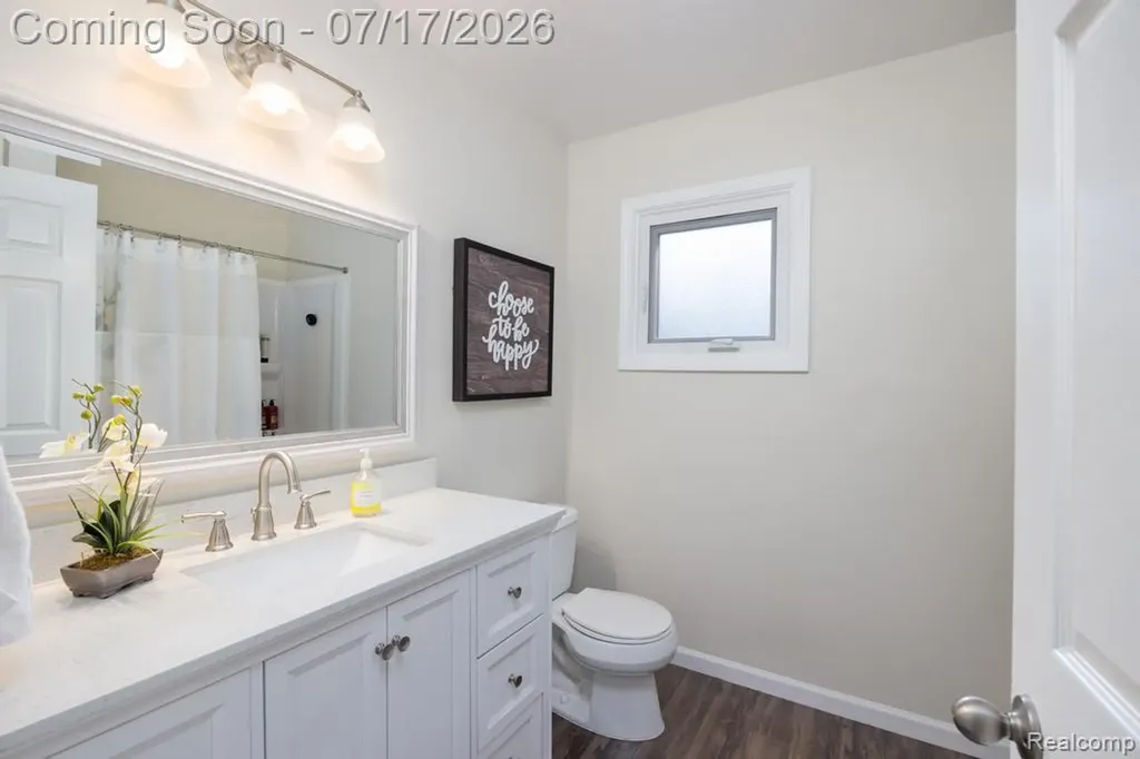 1648 Kilburn Road N Rochester Hills City MI 48306