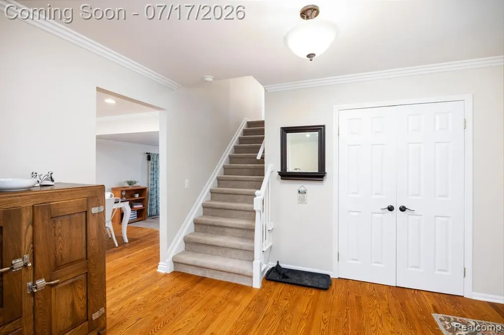 1648 Kilburn Road N Rochester Hills City MI 48306