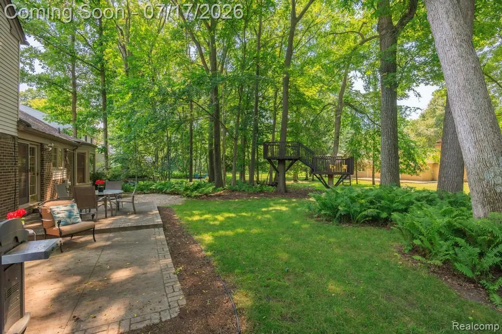 1648 Kilburn Road N Rochester Hills City MI 48306