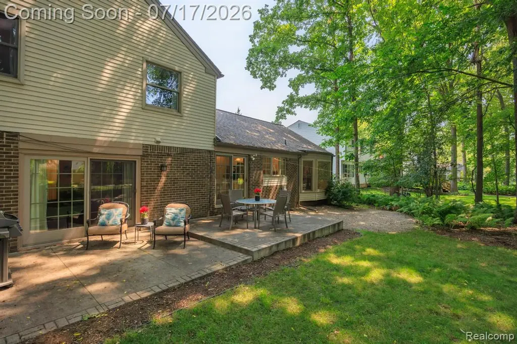 1648 Kilburn Road N Rochester Hills City MI 48306