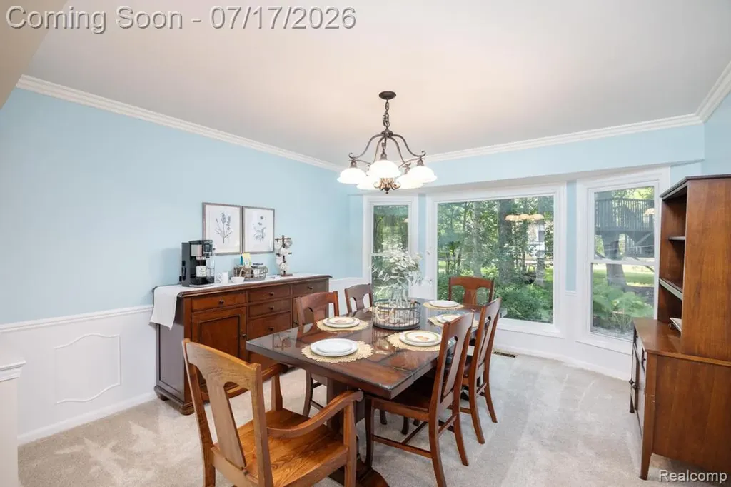 1648 Kilburn Road N Rochester Hills City MI 48306