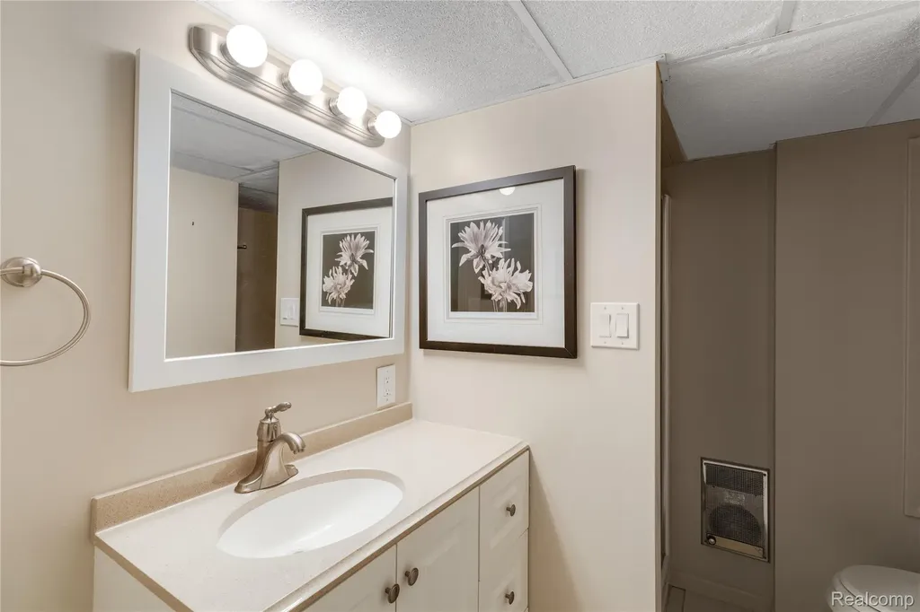 2802 Bombridge Court Ann Arbor City MI 48104