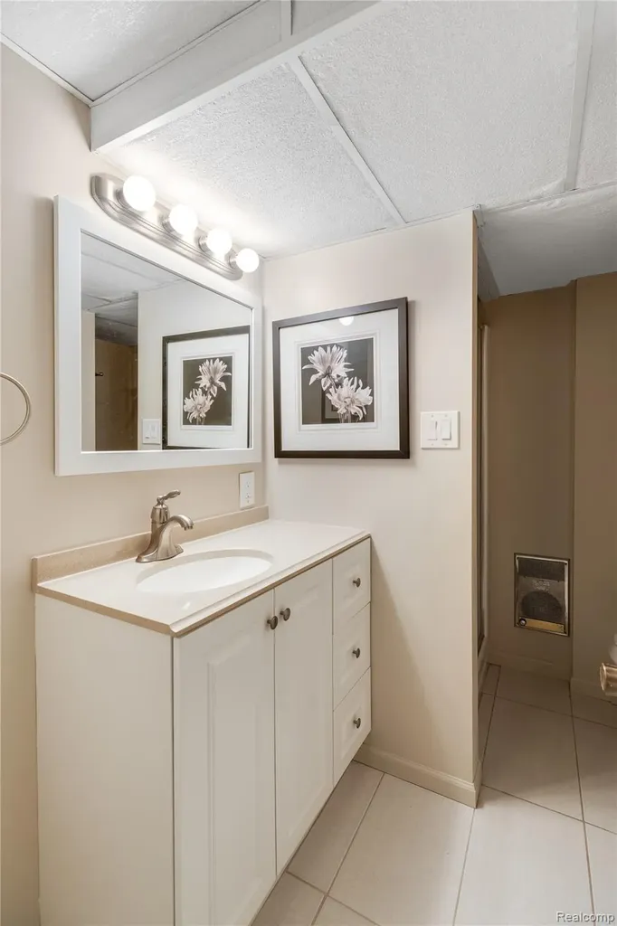 2802 Bombridge Court Ann Arbor City MI 48104