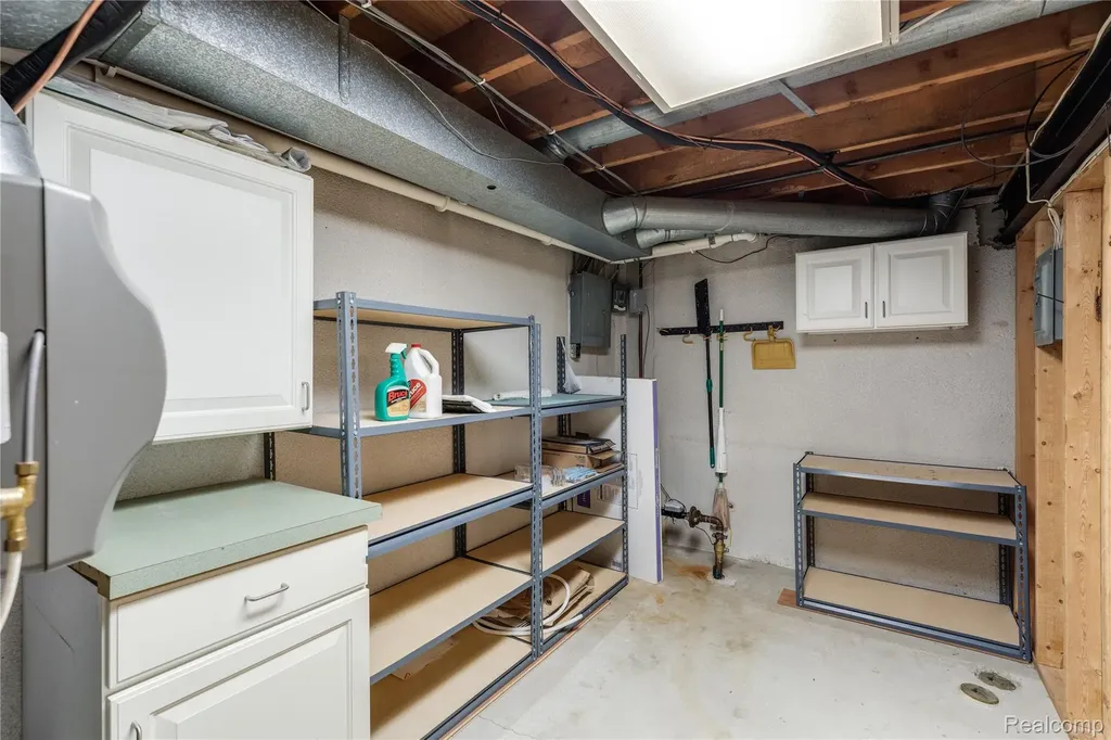 2802 Bombridge Court Ann Arbor City MI 48104
