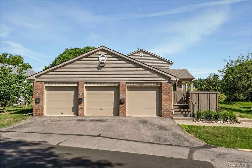 2802 Bombridge Court Ann Arbor City MI 48104
