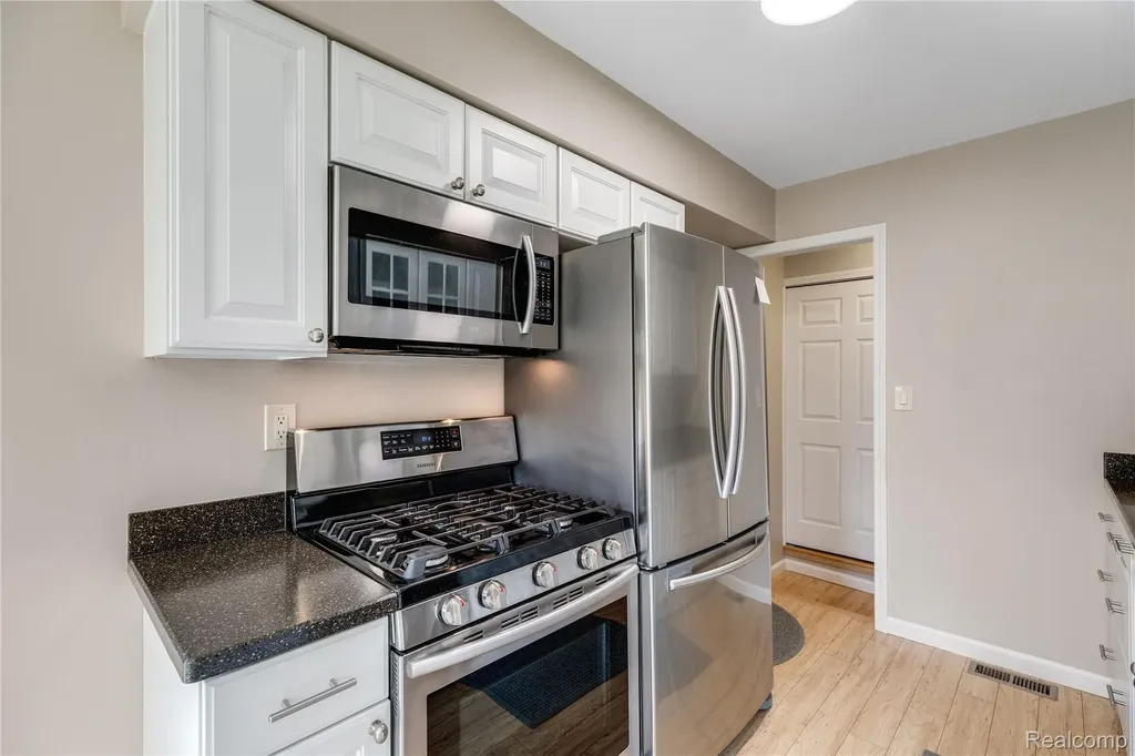 2802 Bombridge Court Ann Arbor City MI 48104
