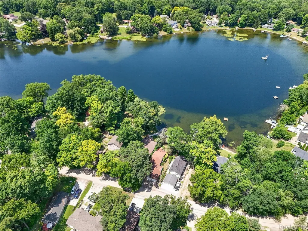 1700 Clark Lake Road Brighton Township MI 48114