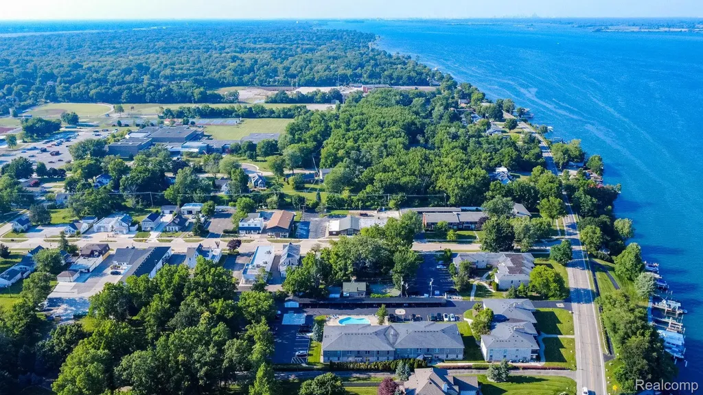 24360 East River Road Grosse Ile Township MI 48138