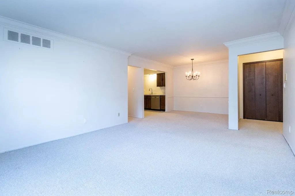 24360 East River Road Grosse Ile Township MI 48138