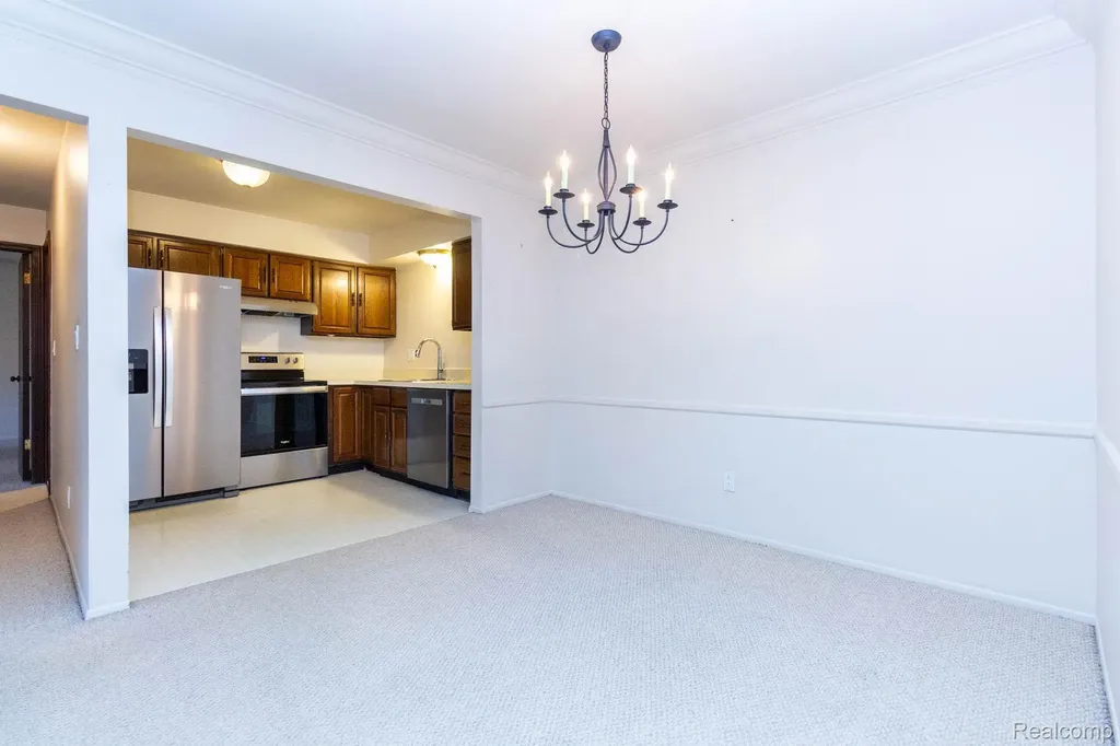 24360 East River Road Grosse Ile Township MI 48138