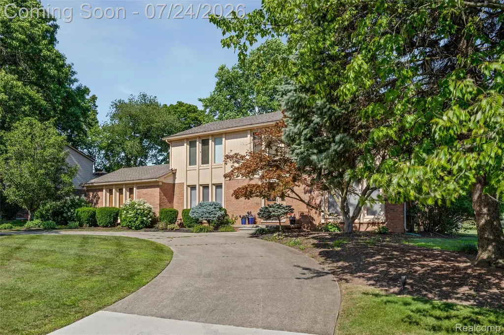 28824 Appleblossom Lane Farmington Hills City MI 48331