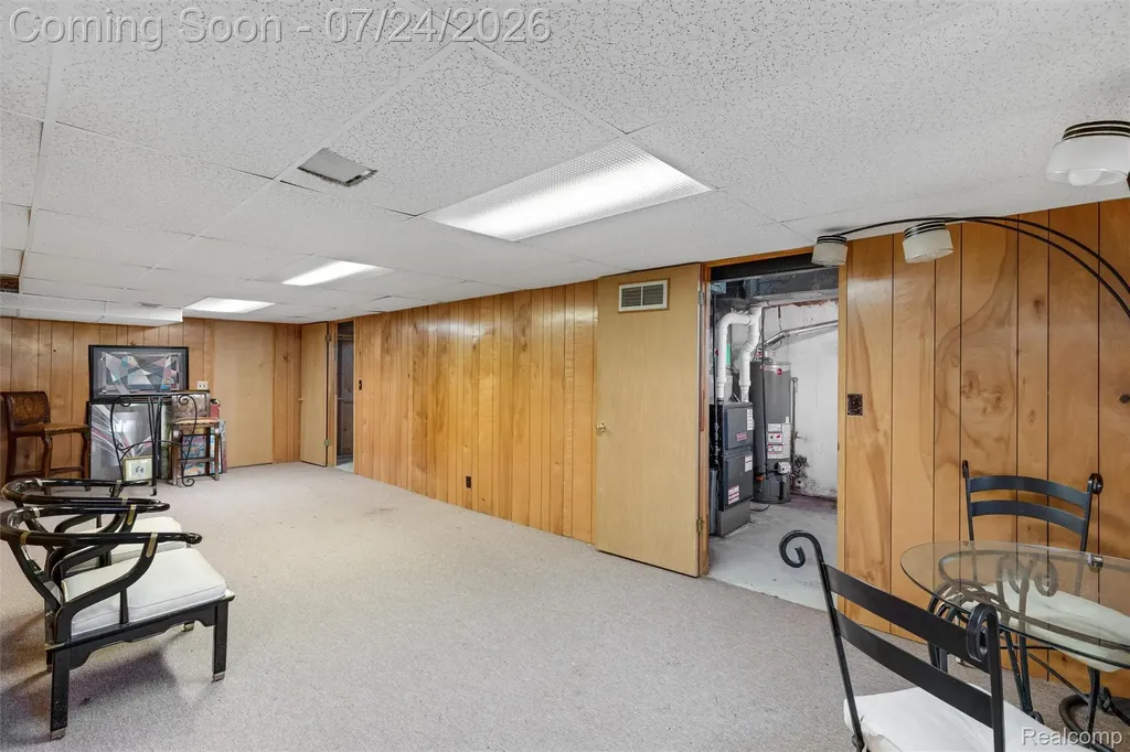 28824 Appleblossom Lane Farmington Hills City MI 48331