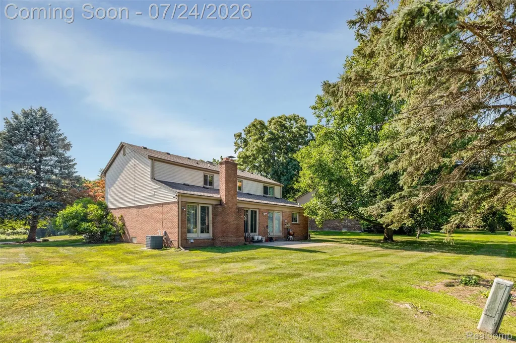 28824 Appleblossom Lane Farmington Hills City MI 48331