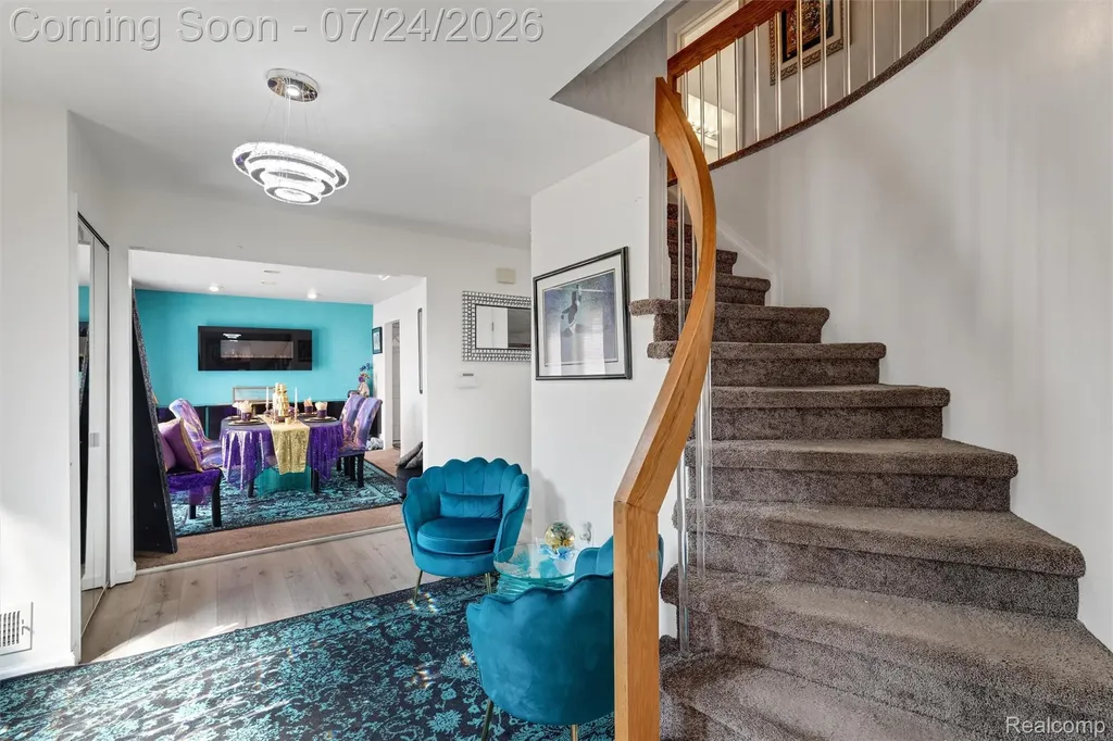 28824 Appleblossom Lane Farmington Hills City MI 48331