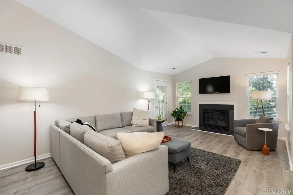 47879 Cardiff Avenue Canton Charter Township MI 48188